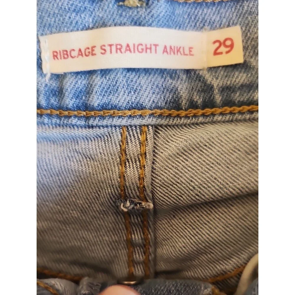 Levi's Light Wash Ribcage Straight Ankle, Button Fly, Denim Jeans 29